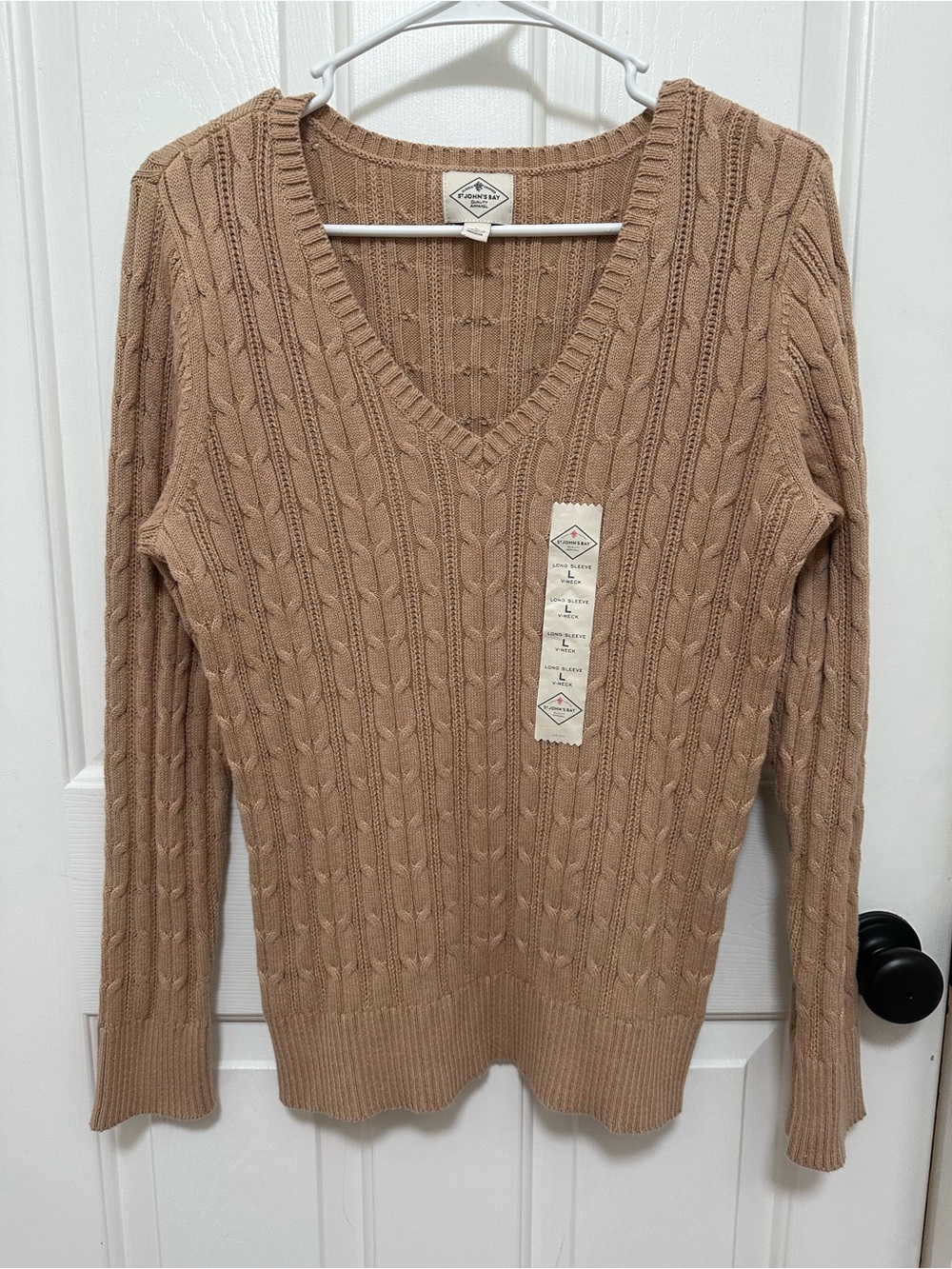 0353 St. John's Bay Cable-Knit V-Neck Sweater - Camel size large